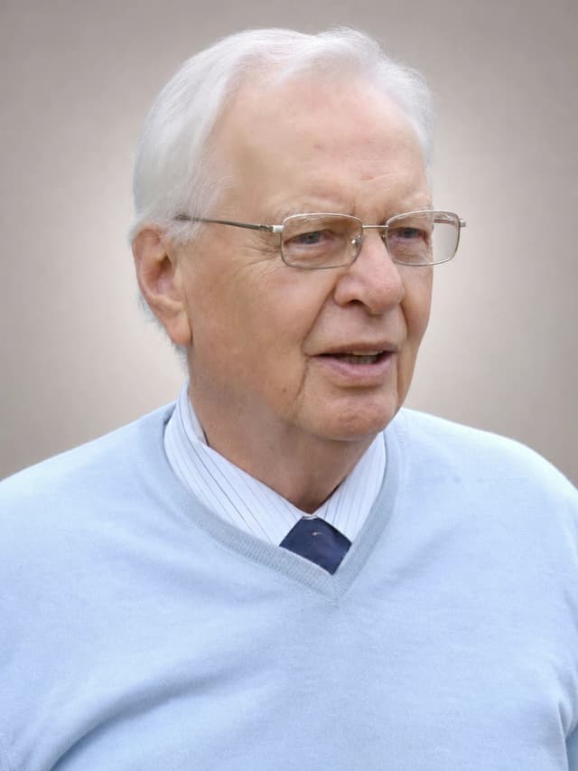 István Székessy